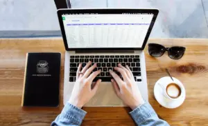 qualitative vs quantitative research examples